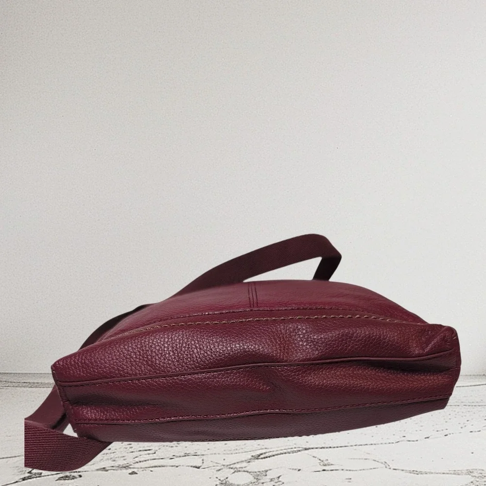 The Sak Genuine Red Leather Crossbody Handbag Tan Stitching‎ Vibrant Lining